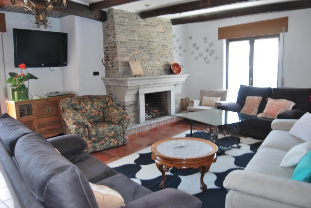 Casa Rural La Cuadraá Linares de Riofrío Esterno foto