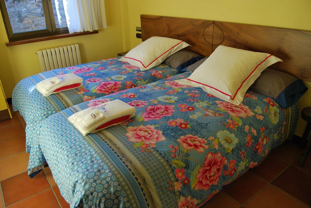 Casa Rural La Cuadraá Linares de Riofrío Esterno foto